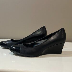 NEW Adrienne Vittadini Manassas Black Slip w/Patent Toe Caps and Wedge Size 8.5